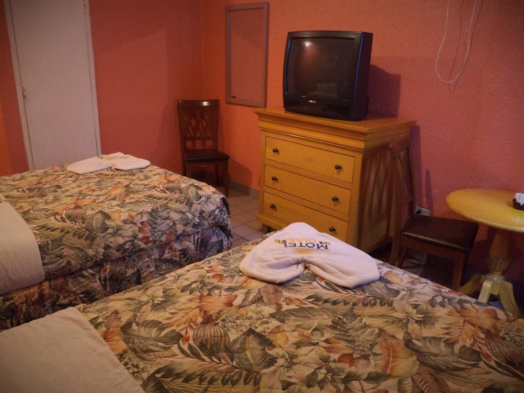 Hotel Diaz Tijuana Pokoj fotografie