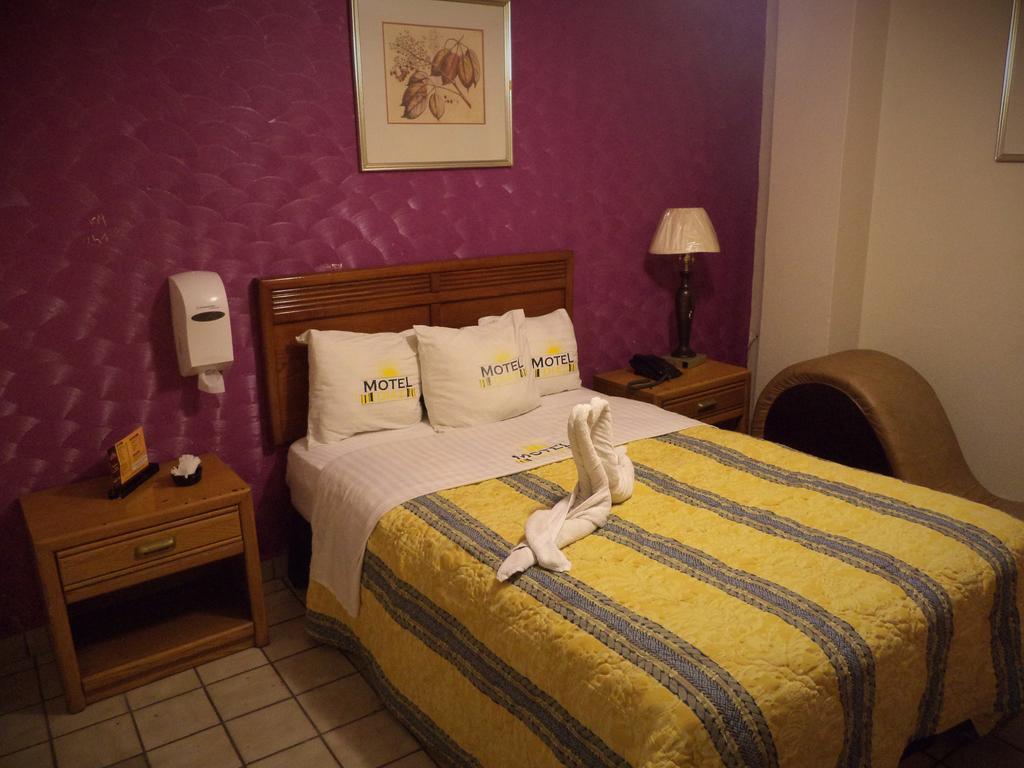 Hotel Diaz Tijuana Exteriér fotografie