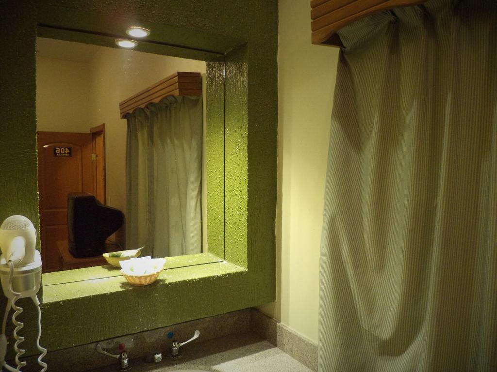 Hotel Diaz Tijuana Exteriér fotografie
